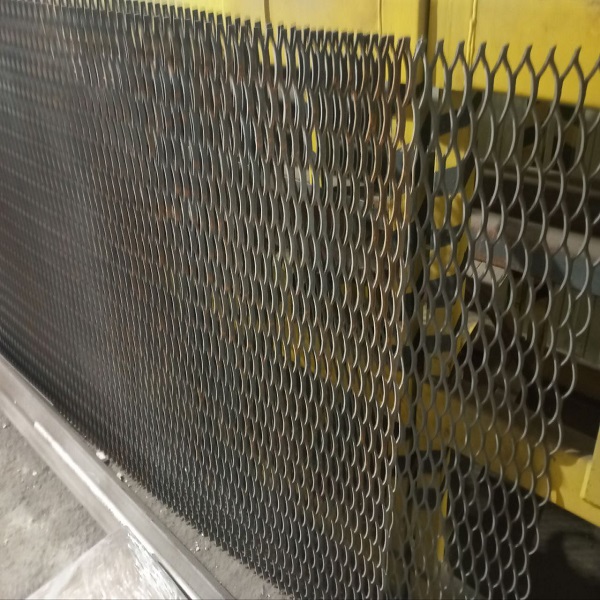 Лист стальной просечно-вытяжной ПВЛ